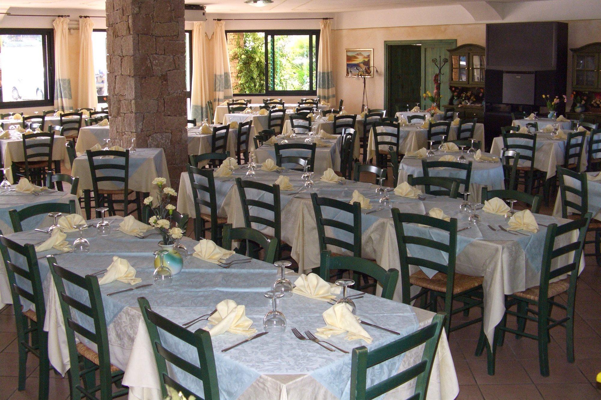 Hotel La Ciaccia Валледория Экстерьер фото