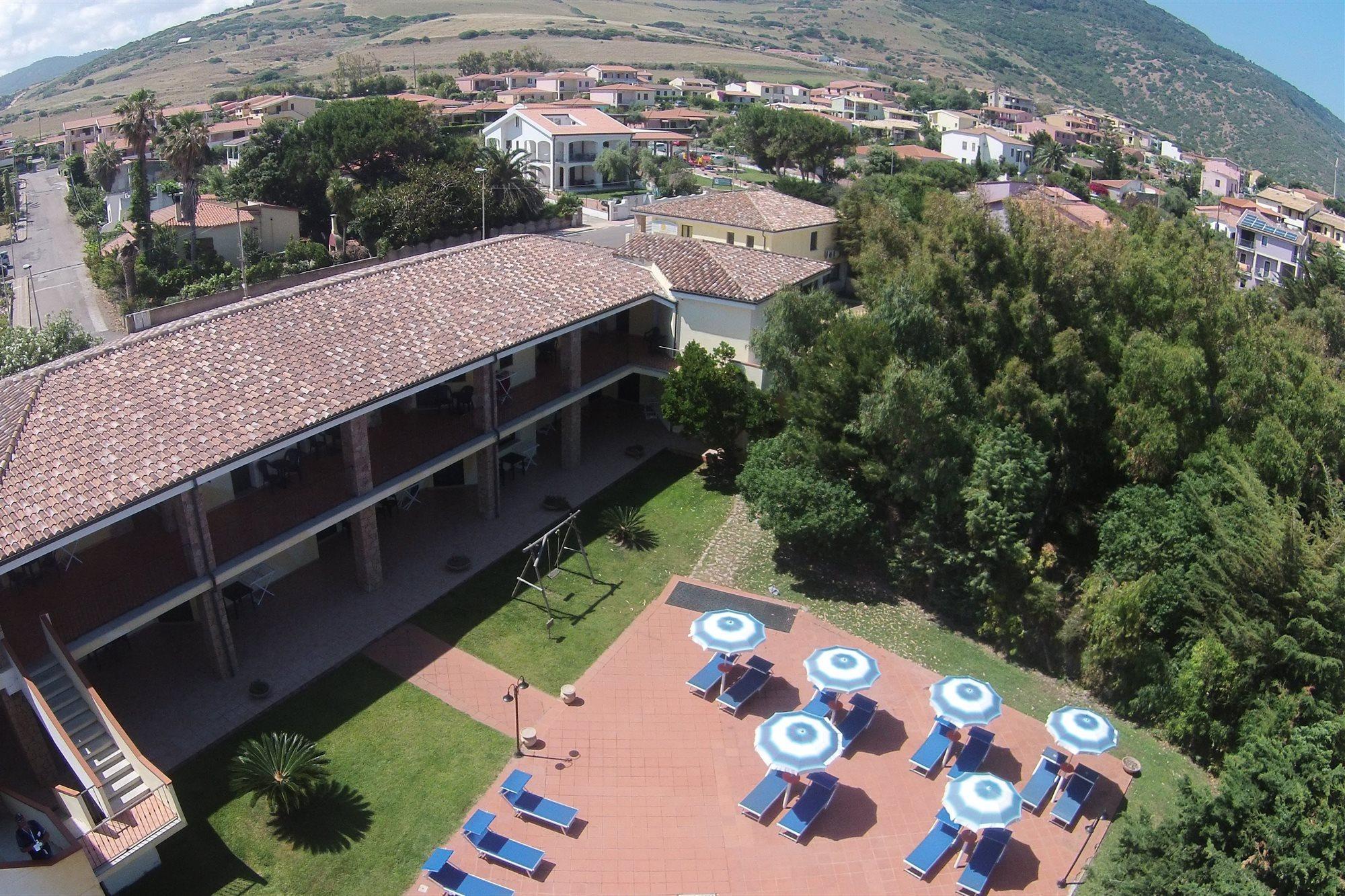 Hotel La Ciaccia Валледория Экстерьер фото